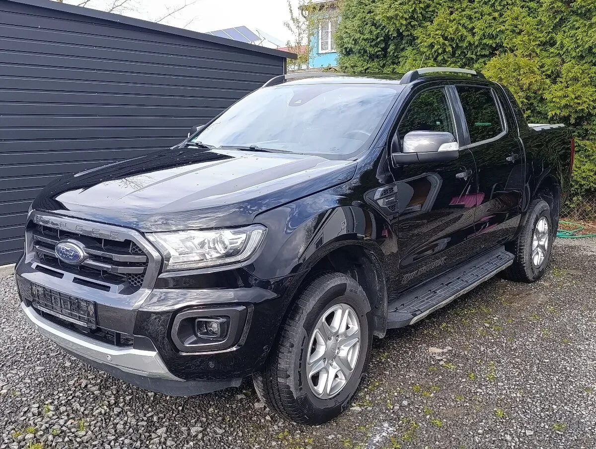 Ford Ranger Limited CZ I.majitel 2.0 rok 3/2024 automat 4x4