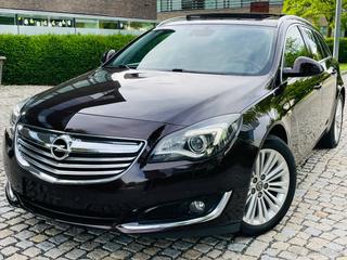 Opel Insignia 2.0CDTi AUTOMAT VÝHŘEV LED SERVISKA TAŽNÉ