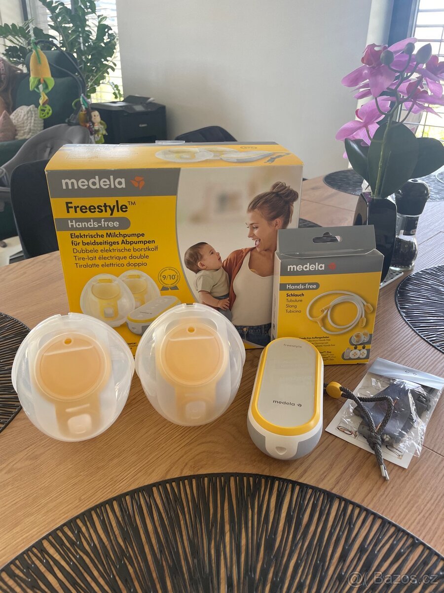 Medela Freestyle hands-free