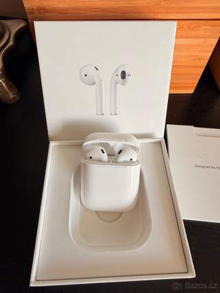 Apple AirPods 1. generace