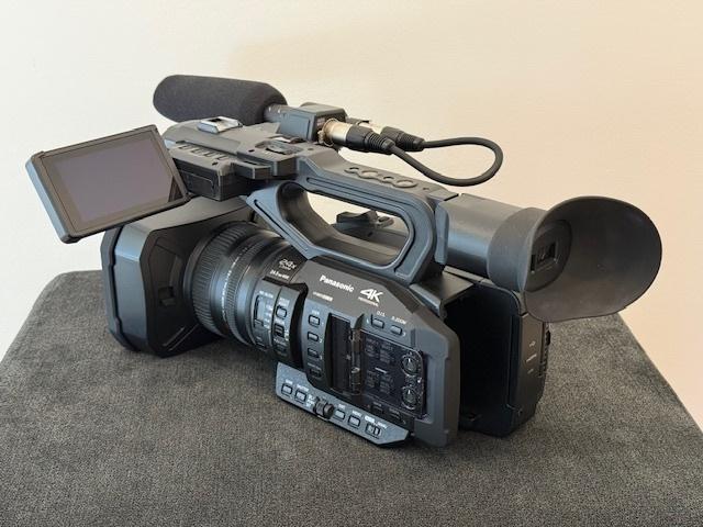 Panasonic HC-X2 – Kompletní profi set v záruce, STAV - T