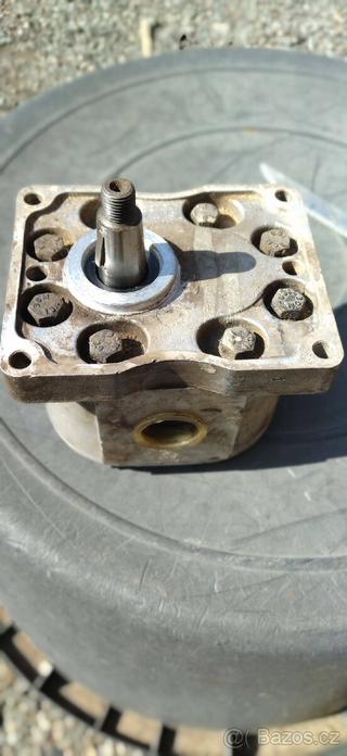 Prodám hydraulický čerpadlo