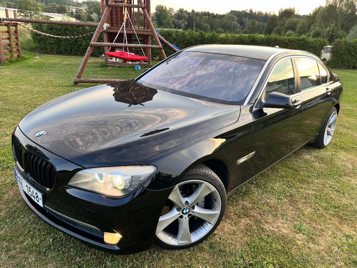 BMW 740 – 2011, 119 000 km