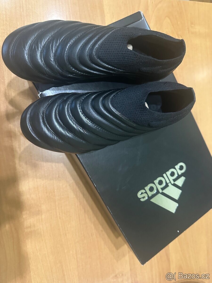 profesionalní kopačky Adidas Copa 19 FG