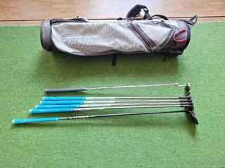 LEVÝ dámský golfový set Taylor Made, Callaway