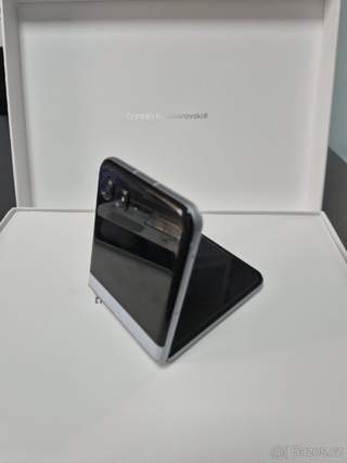 Motorola Razr 60 8GB/256GB + Moto Buds Loop Pantone ICE Melt