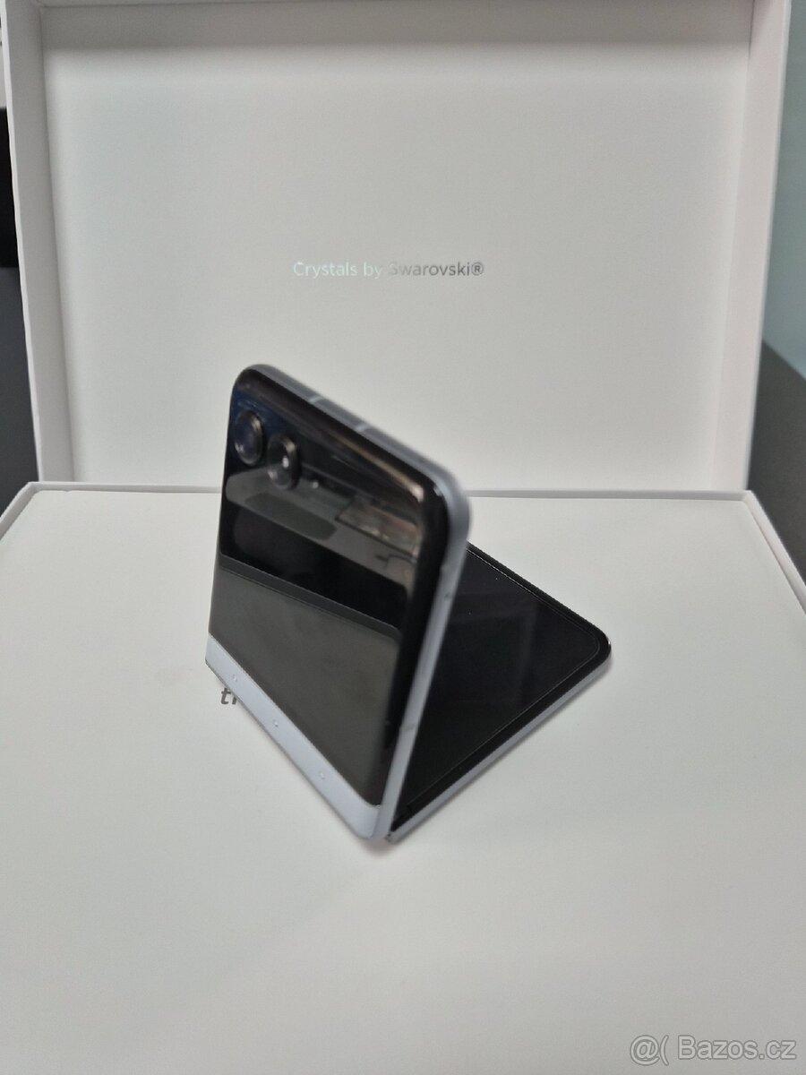 Motorola Razr 60 8GB/256GB + Moto Buds Loop Pantone ICE Melt