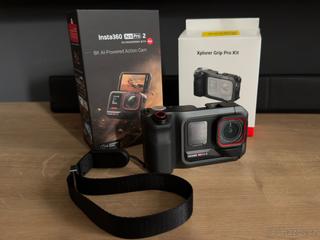 Insta 360 Ace Pro 2 battery bundle