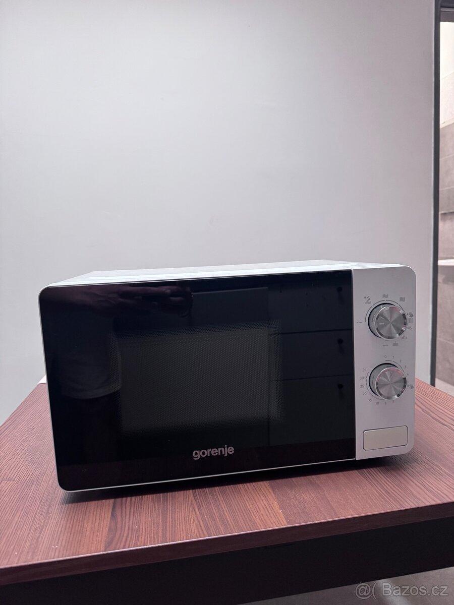 Mikrovlnná trouba Gorenje – plně funkční, zachovalý stav