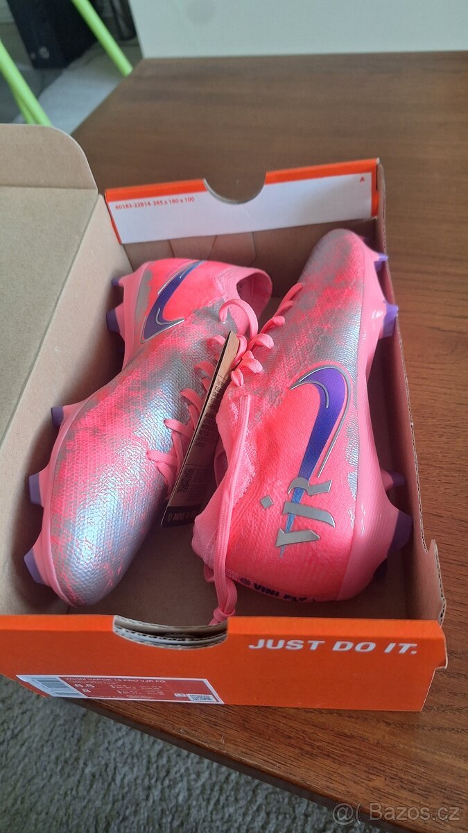 Úplně nové kopačky Nike Vapor 16 VJR PRO