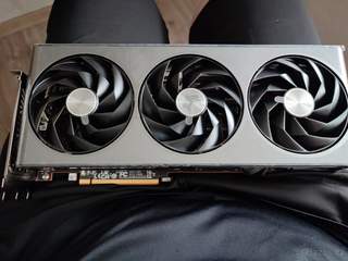 Sapphire NITRO + Radeon RX 7900 GRE 16GB