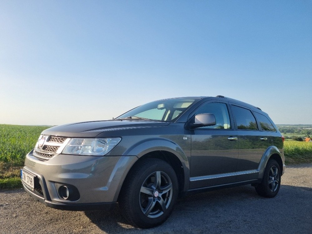 Fiat Freemont 2.0 MultiJet 103 kW (7 míst, DVD, Kamera, Šíbr
