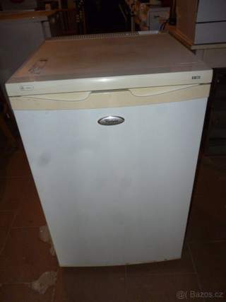 šuplíkový mrazák whirlpool,obsah 100 l