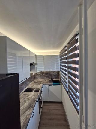 Designový byt 1+1 (27 m²) po luxusní rekonstrukci – Most