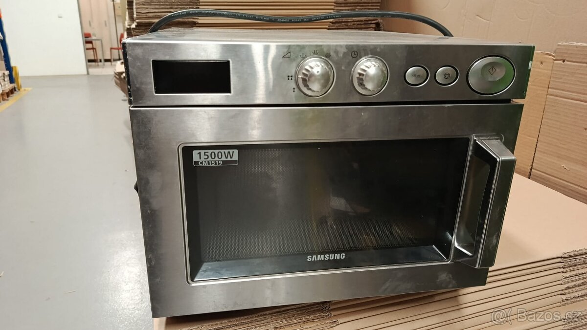Profesionální mikrovlnná trouba Samsung CM1519A‑1 (1500 W, g