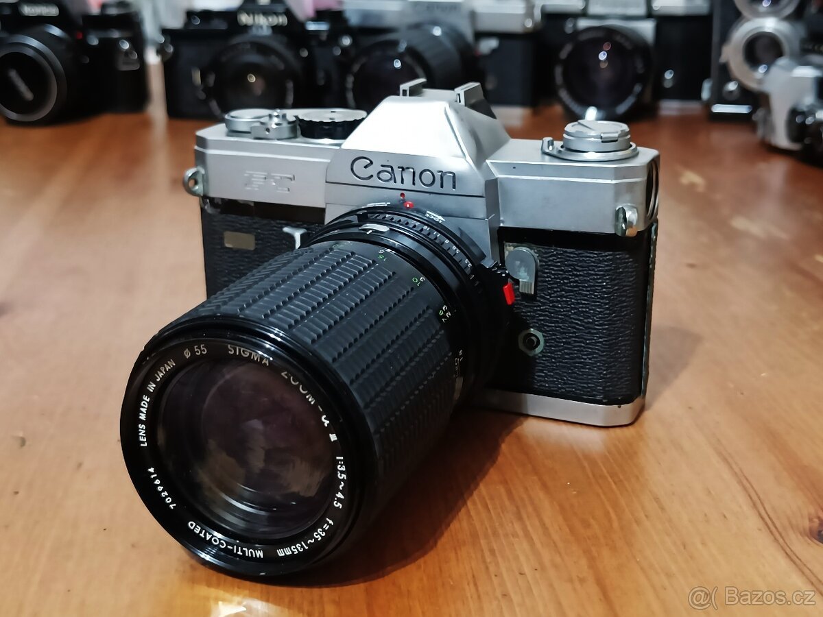 CANON FT QL (Sigma Zoom 35-135mm MC Lens Japan) - 1966