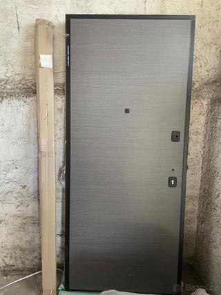 BEZPEČNOSTNÍ VCHODOVÉ DVEŘE RC3 (Abwehr/Secureze) – NOVÉ