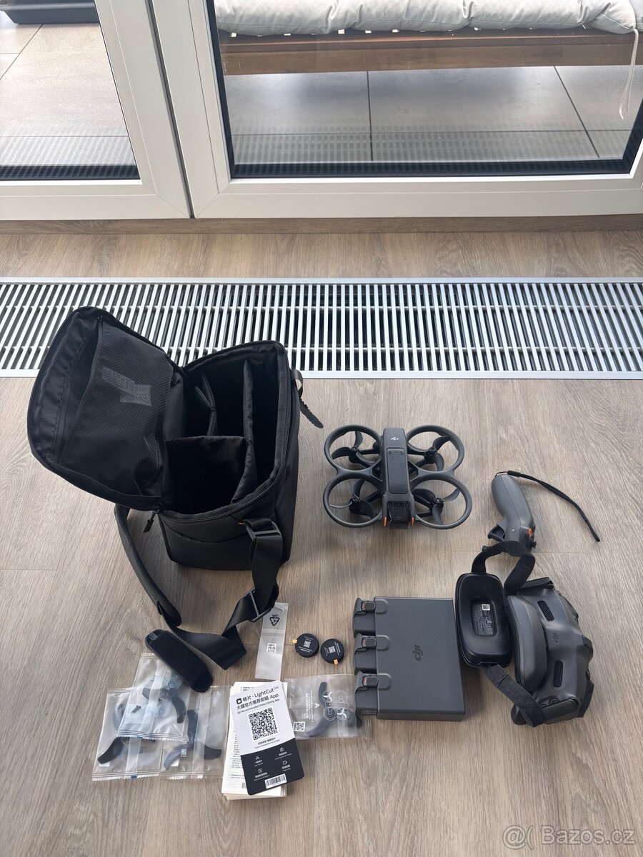 Dron DJI avata 2 fly more combo