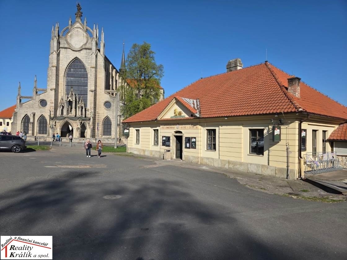 Zavedená restaurace „Zlatý Lev“ v Kutné Hoře - Sedlec