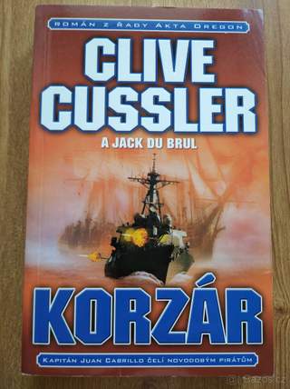 Korzár - Clive Cussler