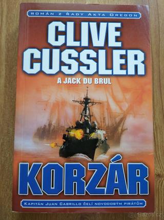 Korzár - Clive Cussler