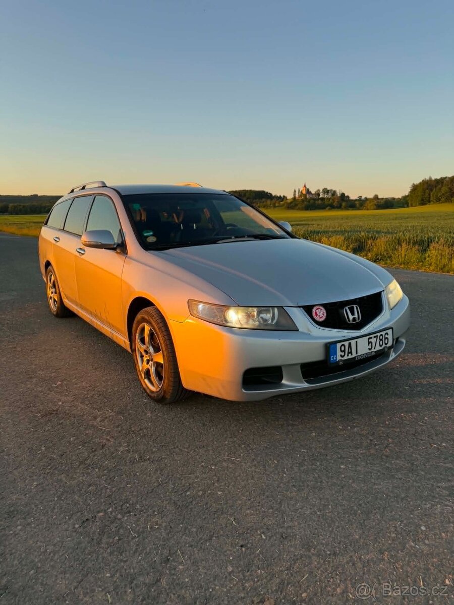 Honda Accord – 2018, 410 000 km
