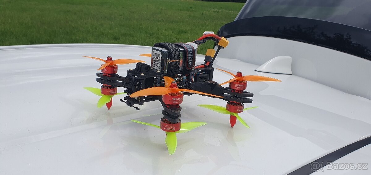 FPV Oktokoptera X8 Mark4 - 5"