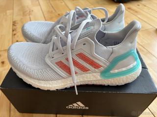 Nové běžecké boty Adidas Ultraboost vel. 42 a 2/3