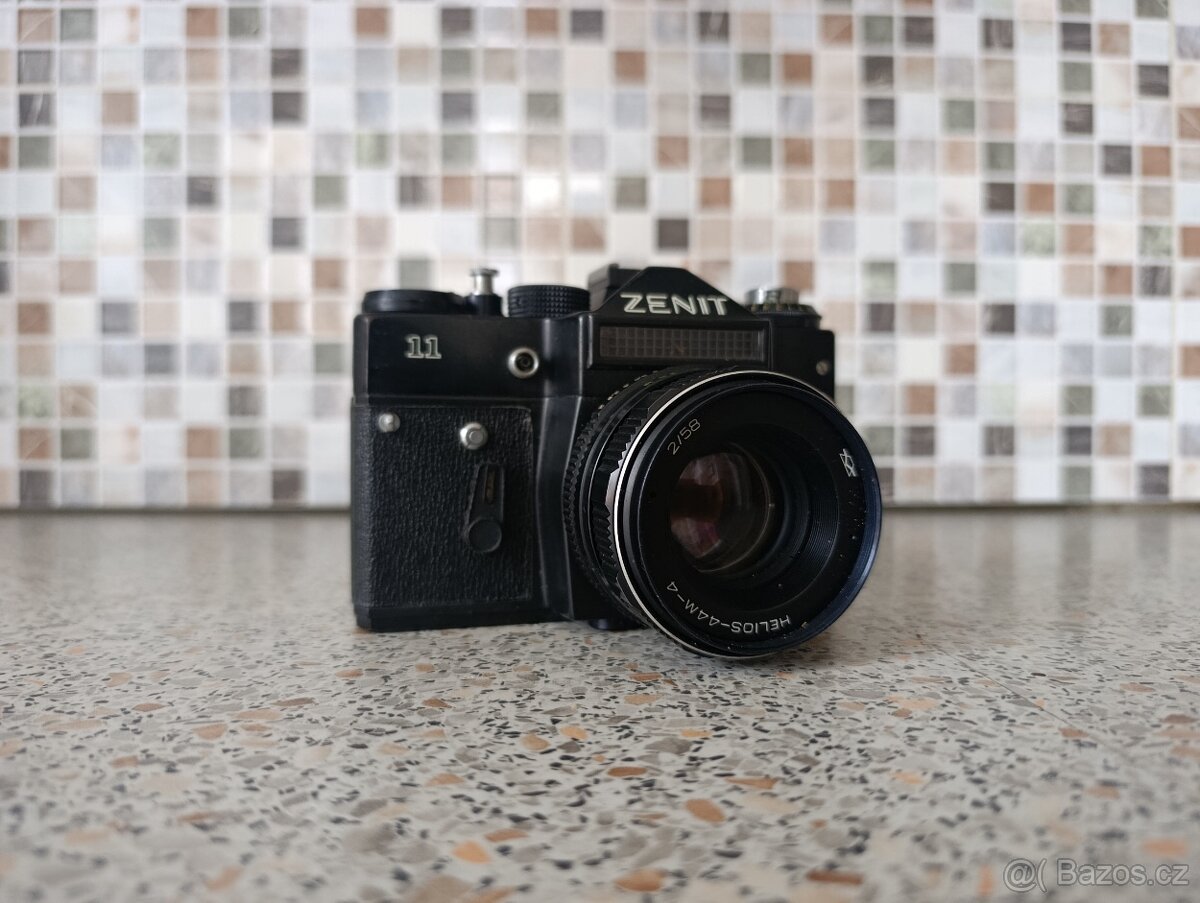 Zenit 11 + Helios 44m-4 2/58 M42 1984