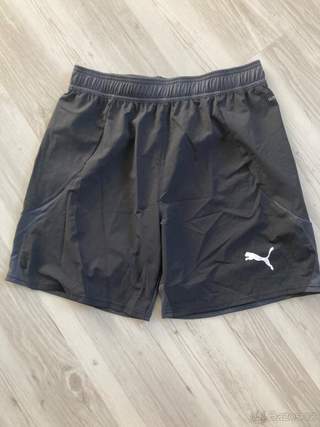 Panské kraťasy zn.PUMA