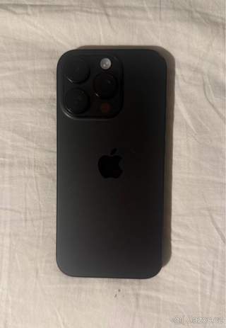 iPhone 16 pro 256gb černá. Zánovní
