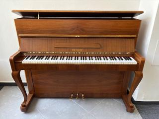 Piano PETROF 1986 – opus cca 390–405 tis.