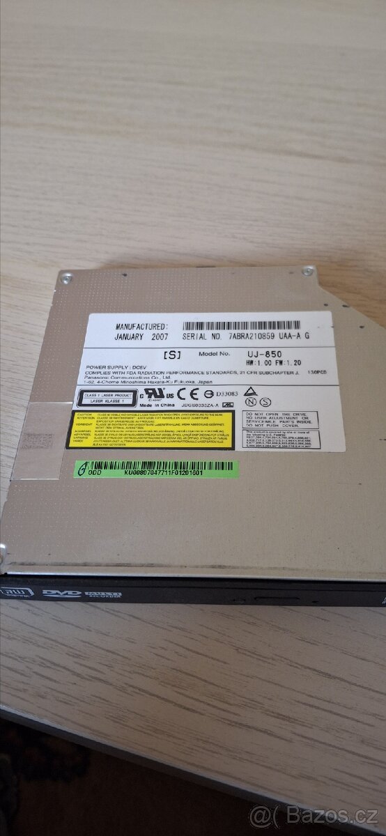 DVD vypalovačka uj-850