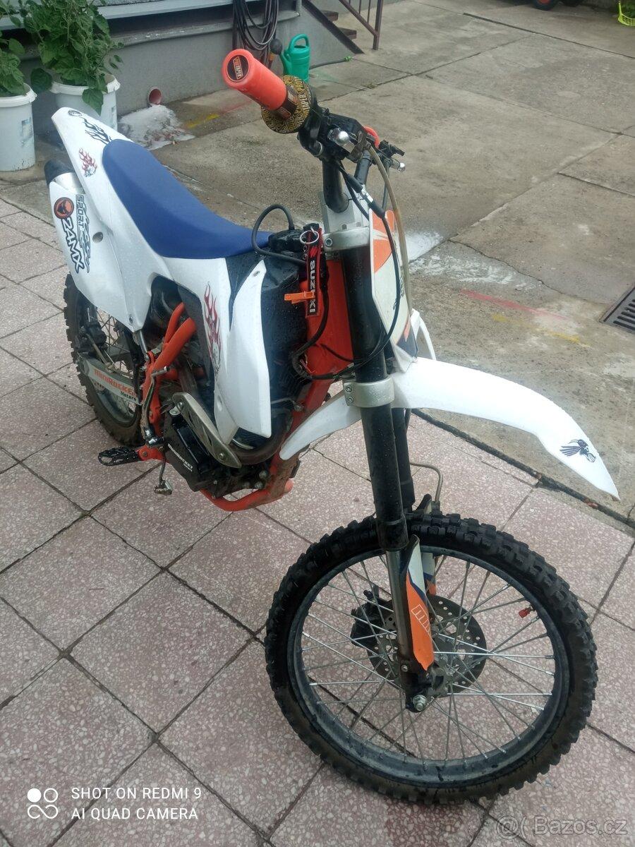 Minirocket Hurricane 150