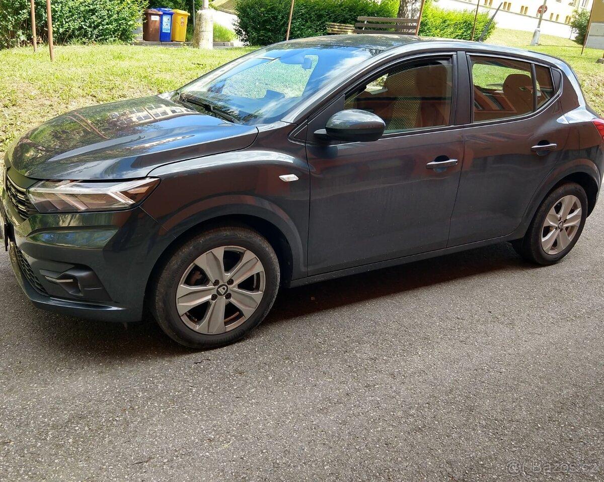 Dacia Sandero – 2022, 30 000 km