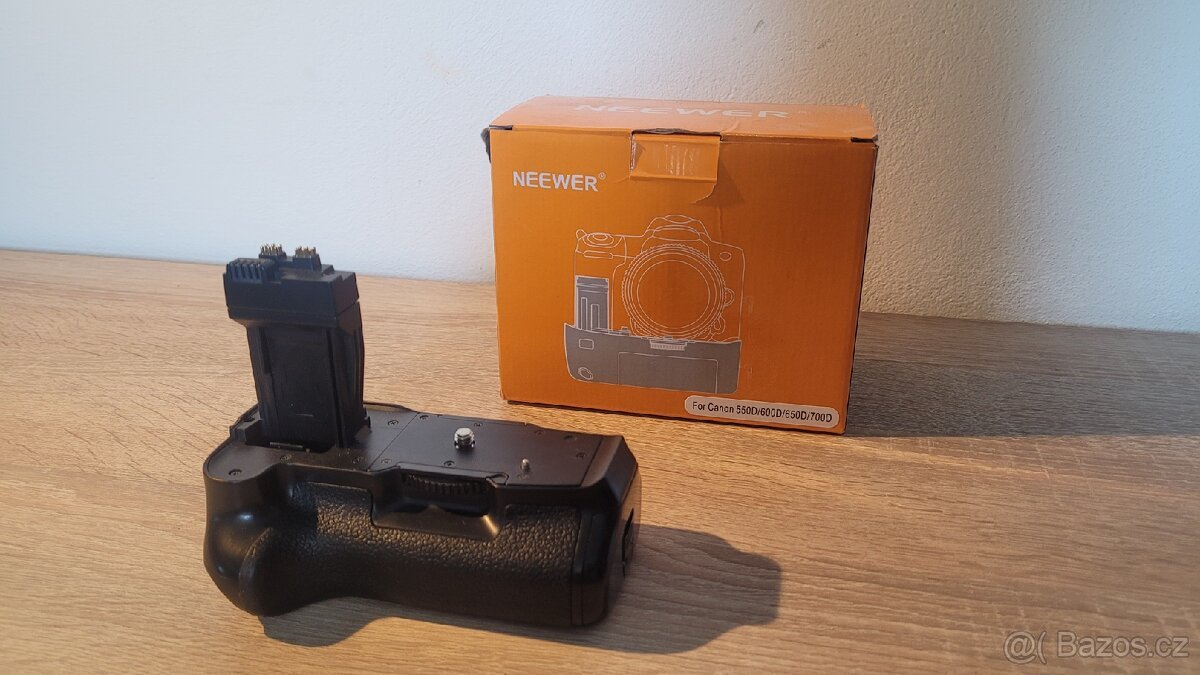 Neewer Battery Grip BG-E8