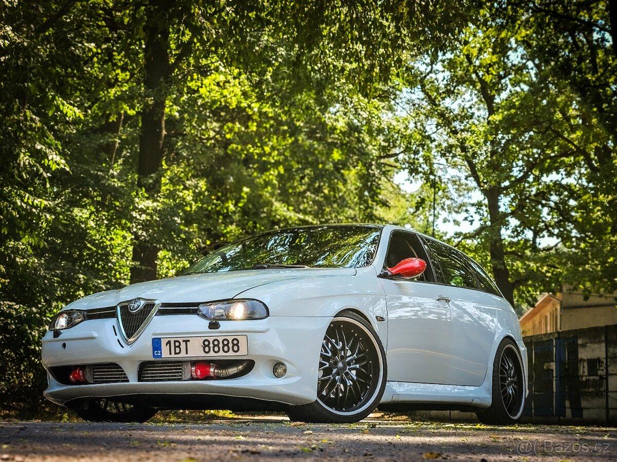 Alfa Romeo 156