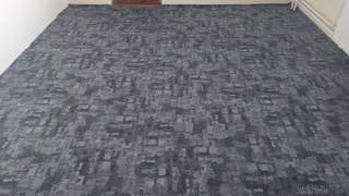 Velký koberec 350 × 420 cm – jako nový