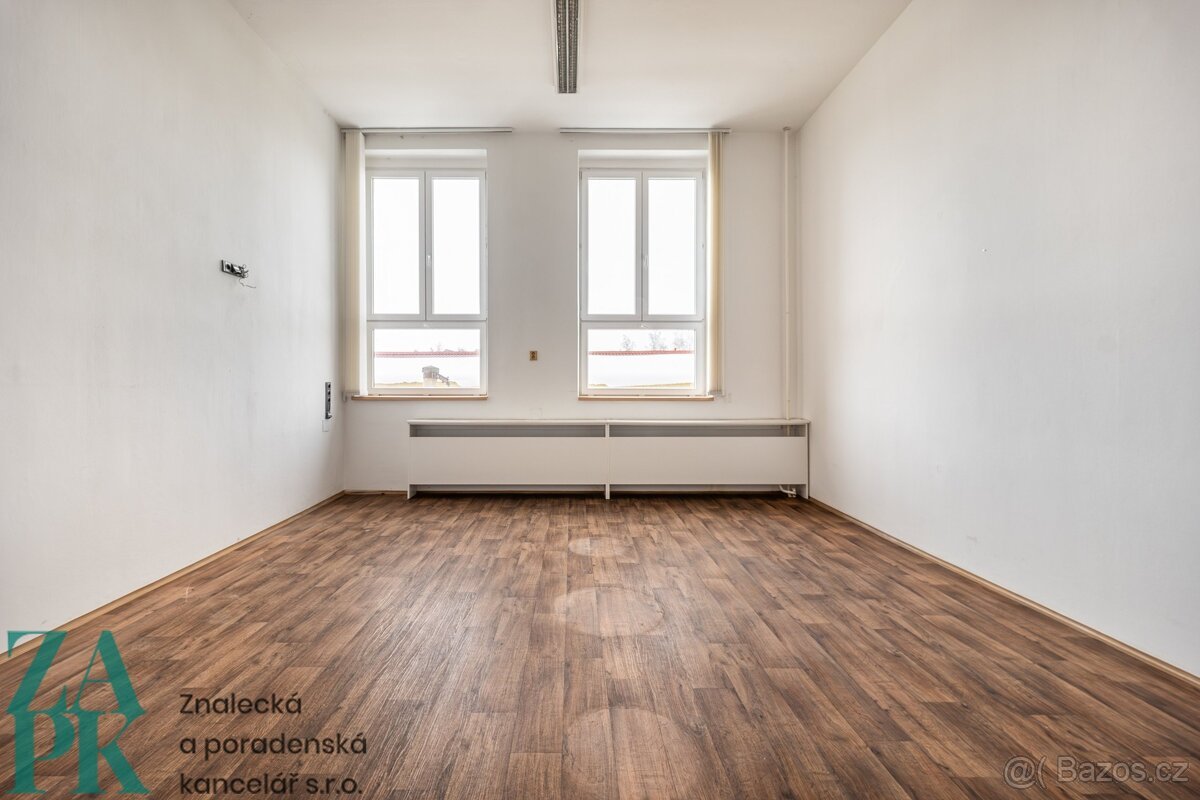 Pronájem kancelář, 30 m2, Cheb, ev.č. 01161