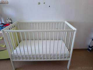 Dětská postýlka bílá