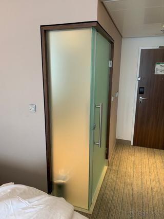 50x skleněné dveře koupelny, pevné stěny do sprchy z hotelu