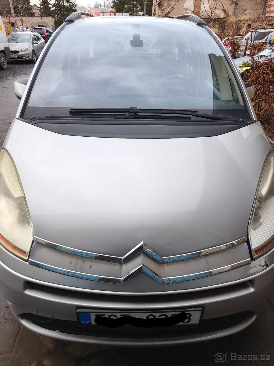 Citroën C4 – 2007, 240 430 km