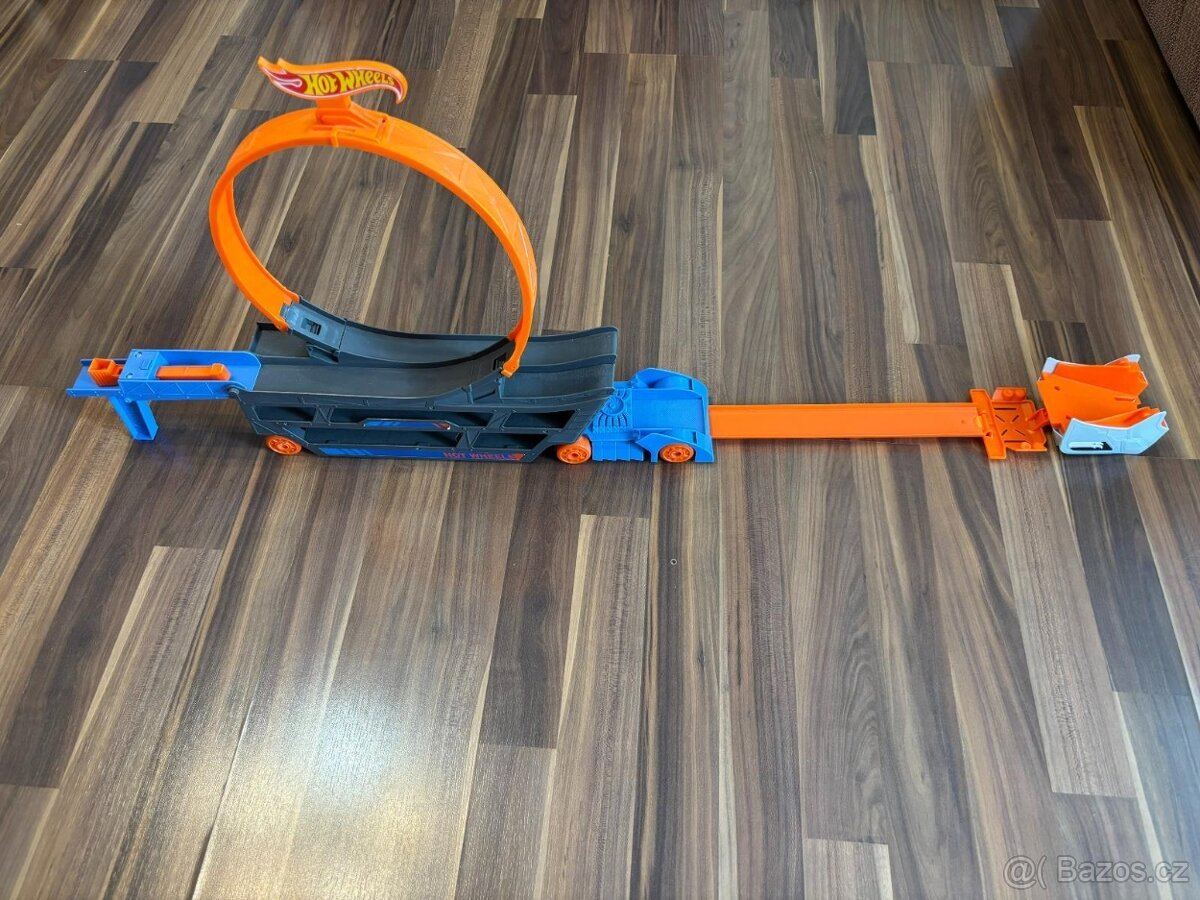 Hot wheels kamion