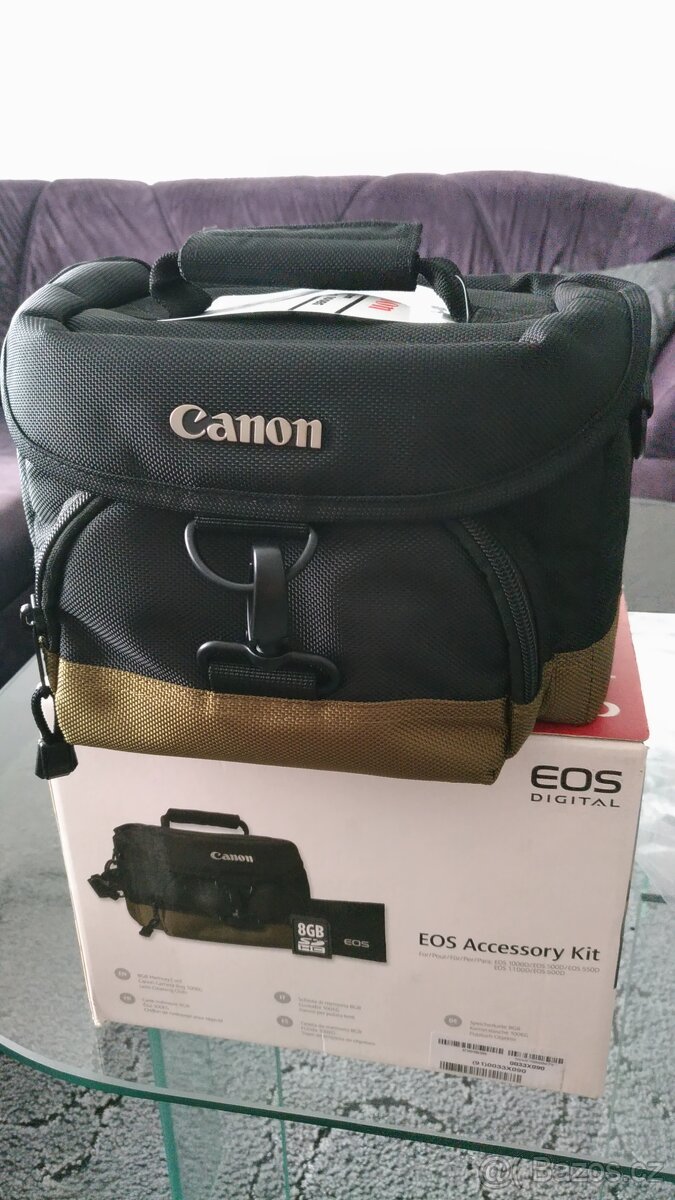 Canon EOS 1300 D