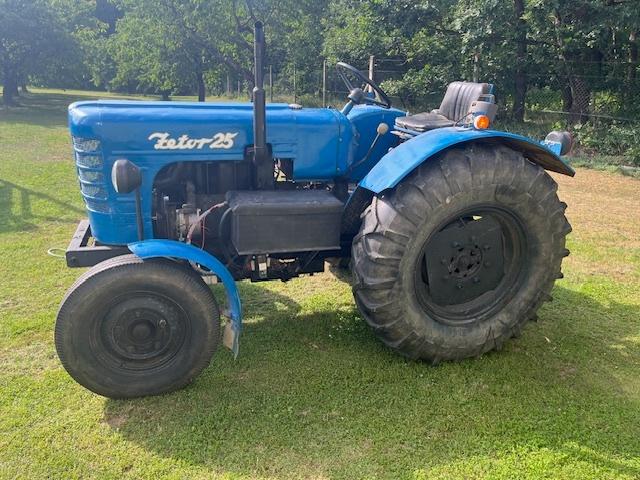 Prodej - malotraktor Zetor, hydraulika, vývodový hřídel