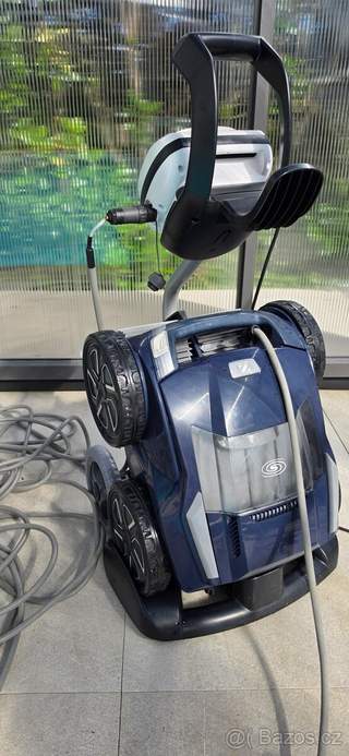 Zodiac RA 6700 iQ Alpha – robot. bazénový vysavač 4×4, WiFi