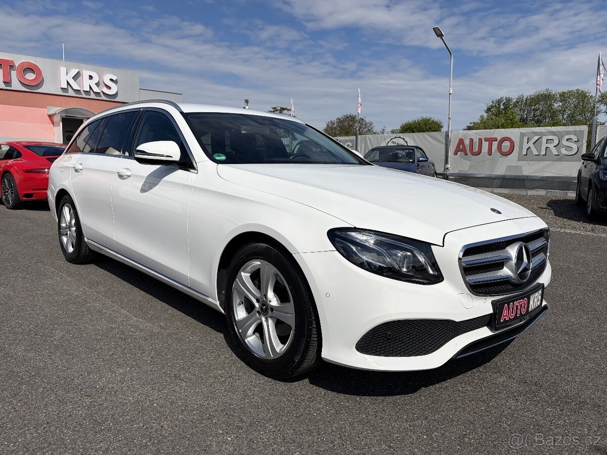 Mercedes Benz E 220CDi 143KW AT, Navi,Temp,LED,TZ,Kamera
