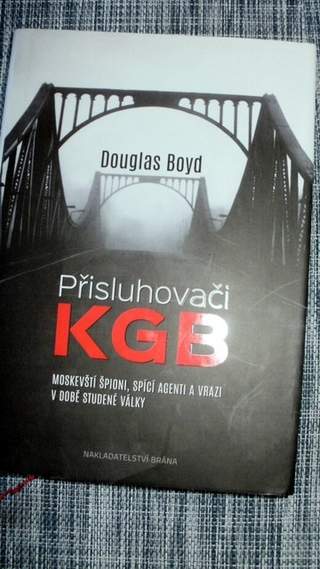PŘISLUHOVAČI KGB -D.BOYD
