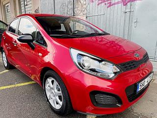 KIA RIO 1.2i 62KW ČR 1.MAJ PO VELKÉM SERVISU 60.000KM