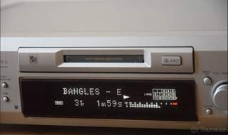 Minidisc deck SONY MDS-JE530,media MD, manuál, kabely cinch